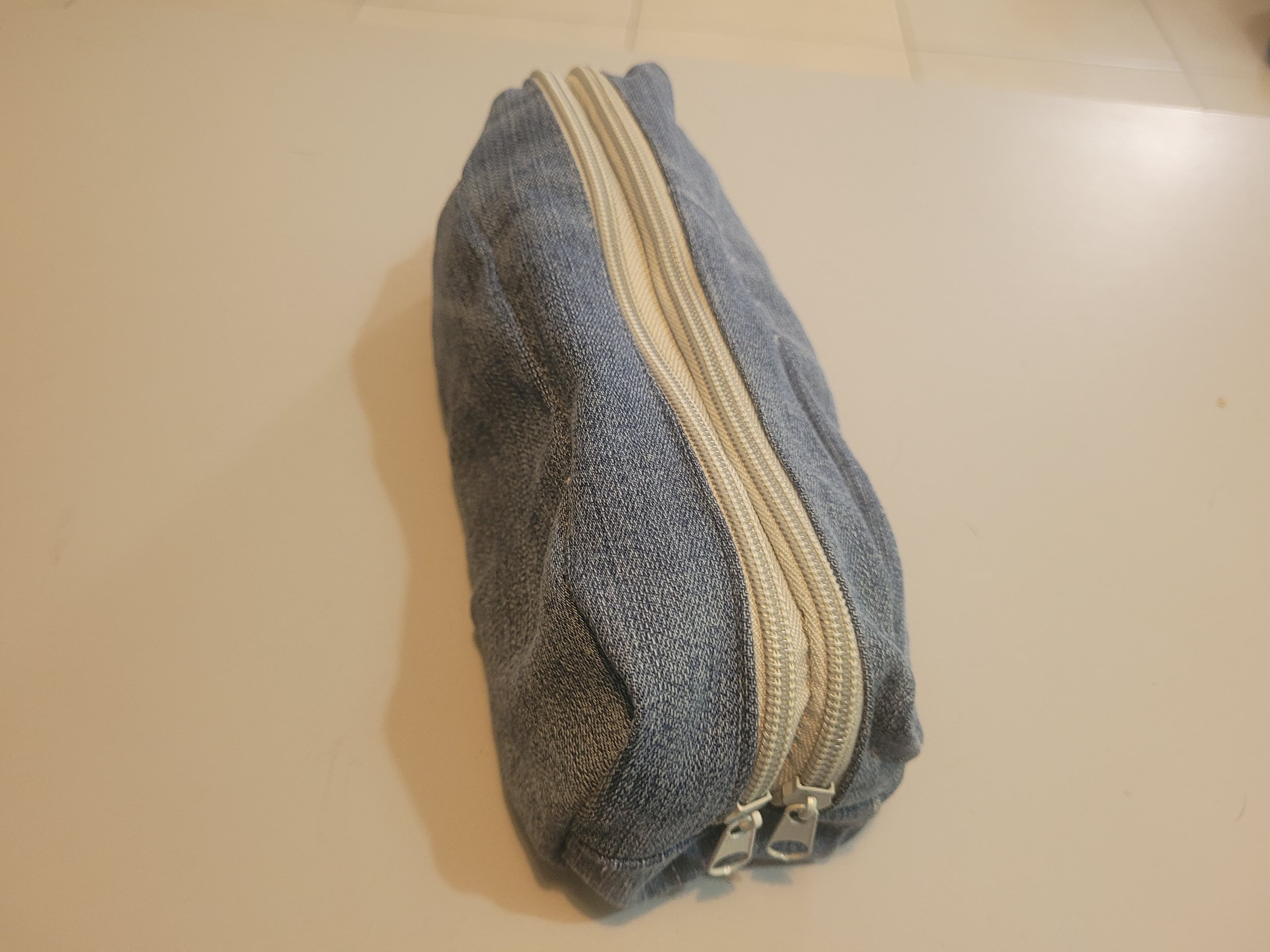 Cosmetiquera de mezclilla